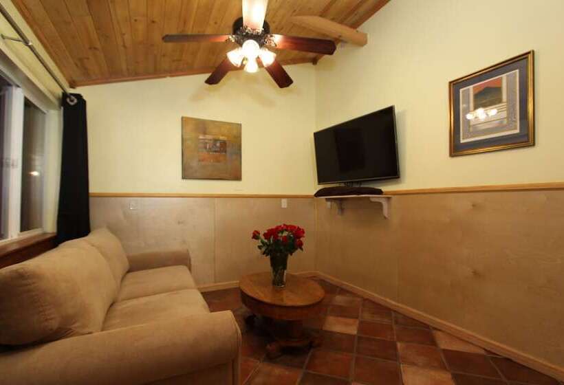 The Woods Hotel   Gay Lgbtq Cabins