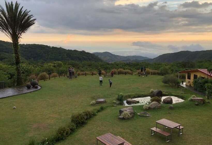 Valle Escondido Nature Reserve Hotel & Farm