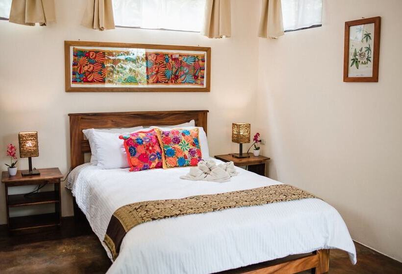 Valle Escondido Nature Reserve Hotel & Farm