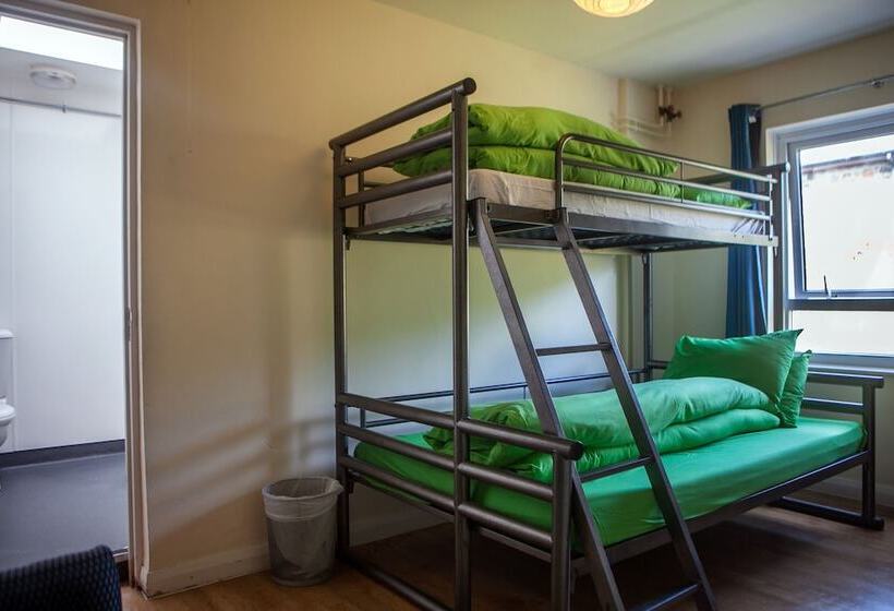 Yha Broad Haven   Hostel