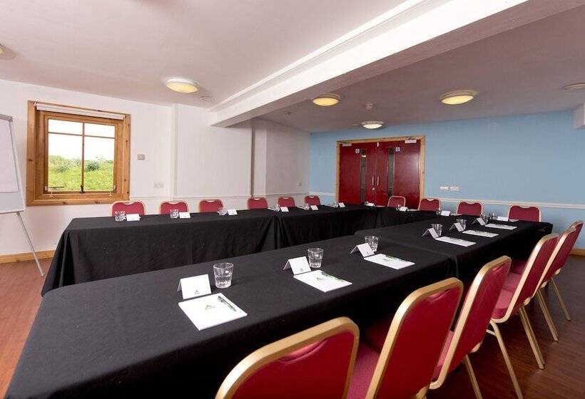 Yha London Lee Valley   Hostel