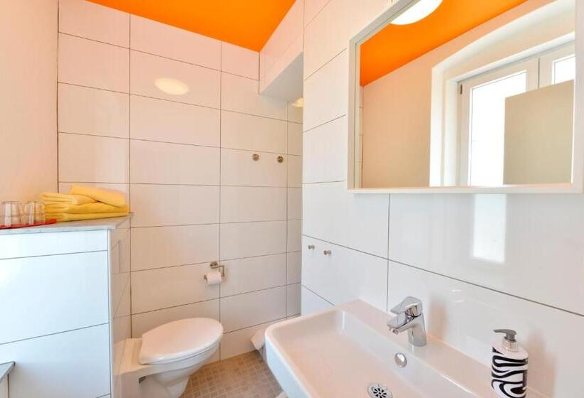 住宿加早餐  Pension Gambrinus