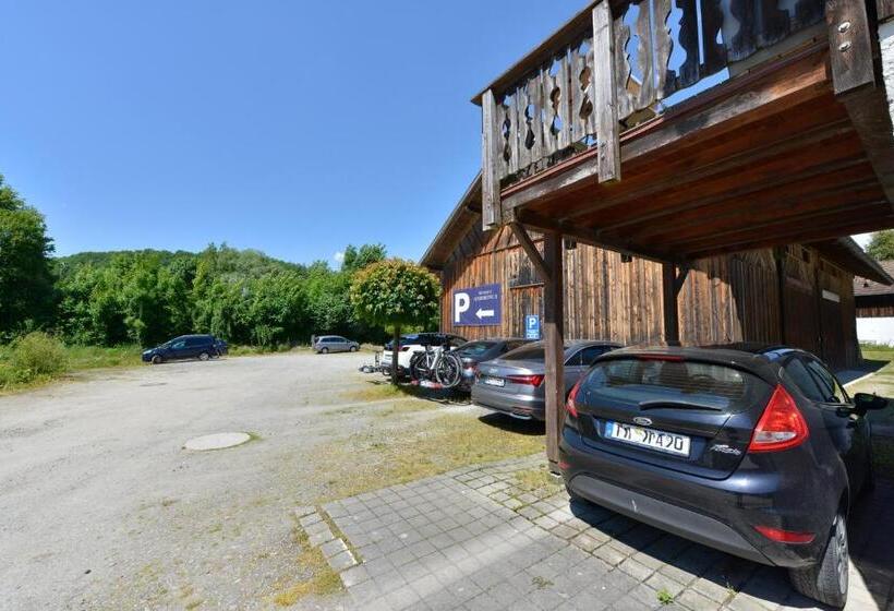 住宿加早餐  Pension Gambrinus