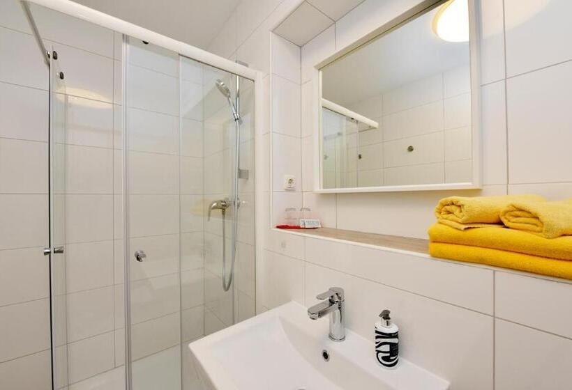 住宿加早餐  Pension Gambrinus