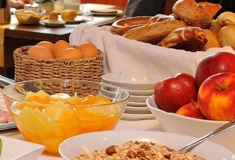 住宿加早餐  Pension Gambrinus