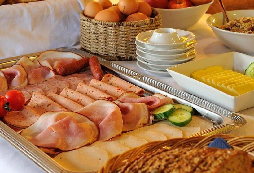 住宿加早餐  Pension Gambrinus