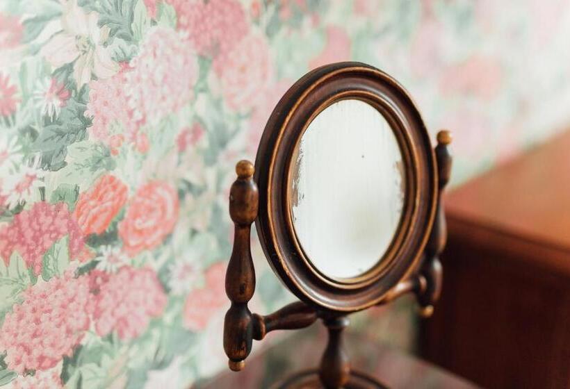 Das Kleine Hotel In Ruhiger Stadtlage