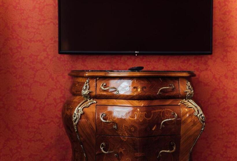 Das Kleine Hotel In Ruhiger Stadtlage