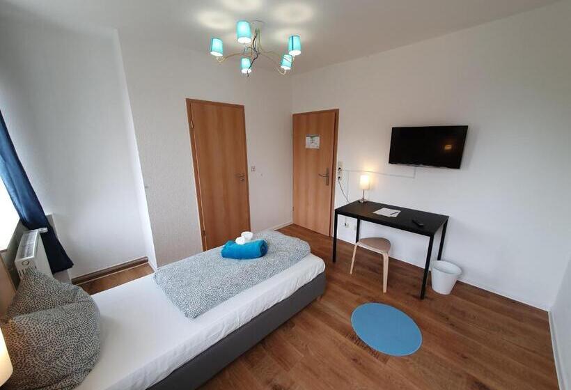 Garni Hotel Biebertal Am Milseburgradweg