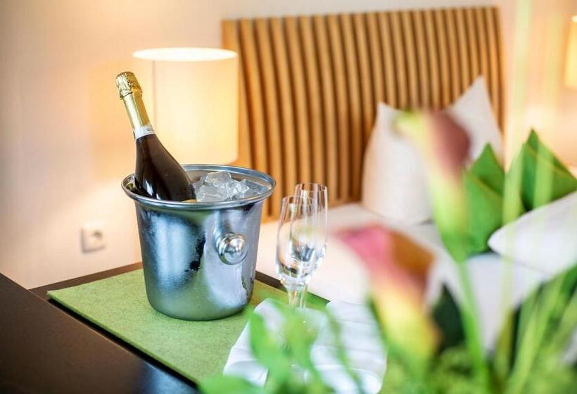 Отель Alpenblick