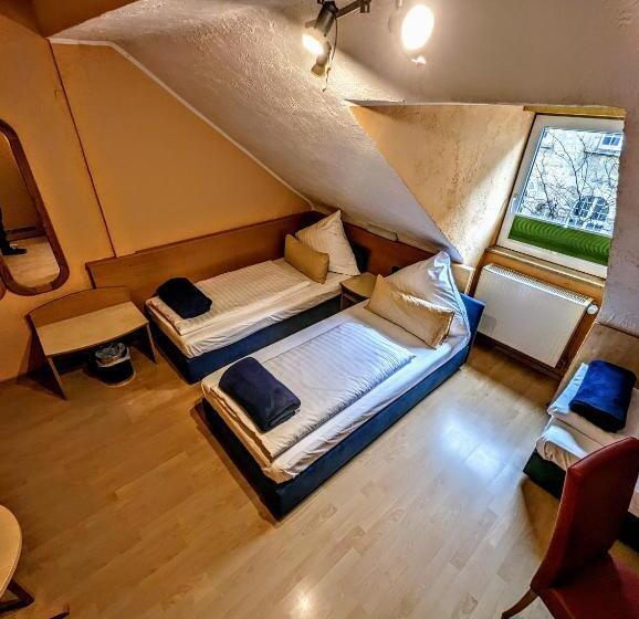 ホテル Am Rathaus