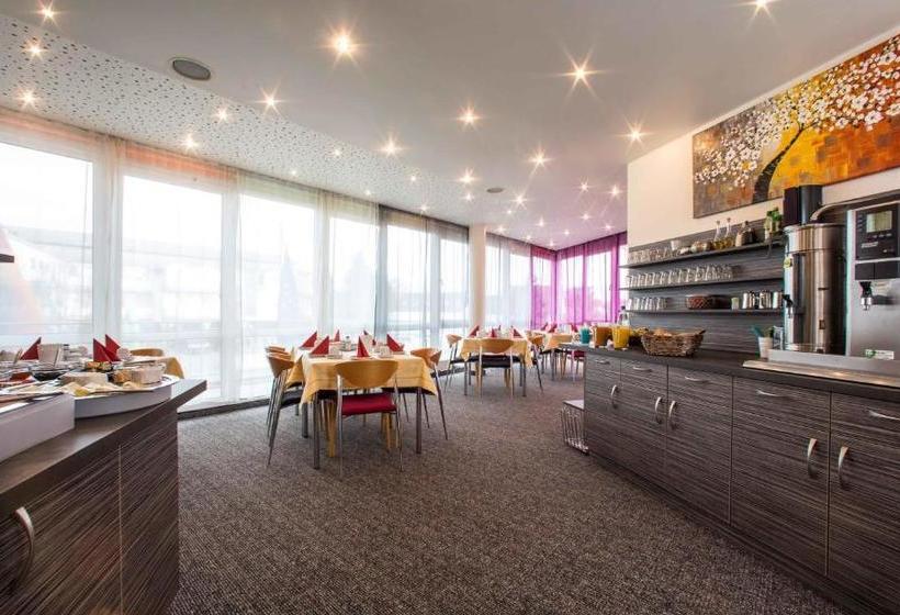 Отель An Der Waldstraße