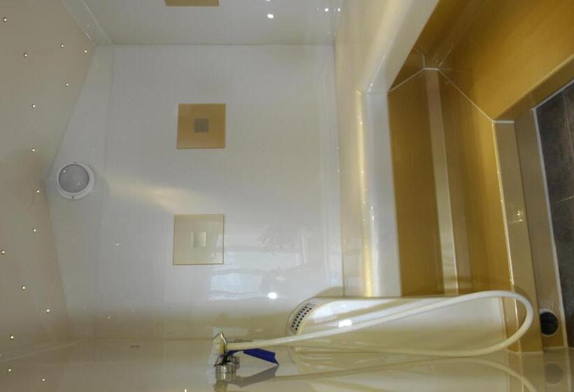 Отель Ante Romantikhof