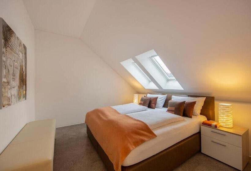 Отель & Boarding House Schlosserwirt