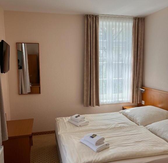 فندق Brauhaus Bückeburg