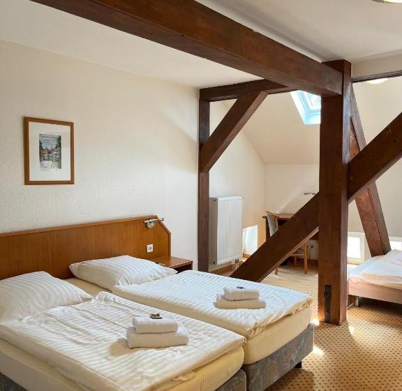 فندق Brauhaus Bückeburg