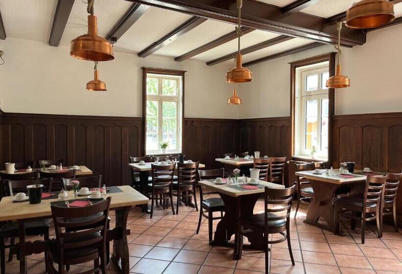 فندق Brauhaus Bückeburg