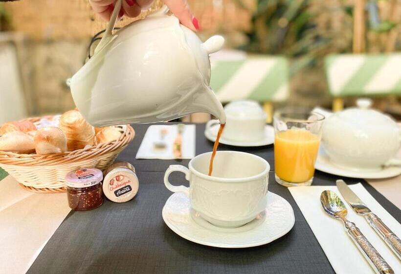 فندق Central Bastia