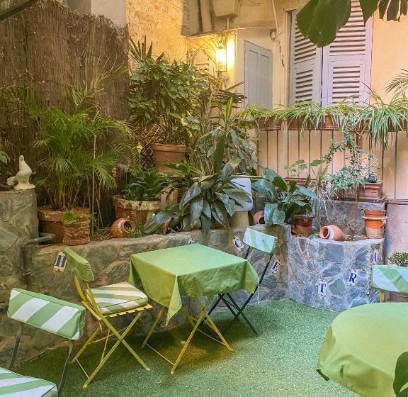 فندق Central Bastia