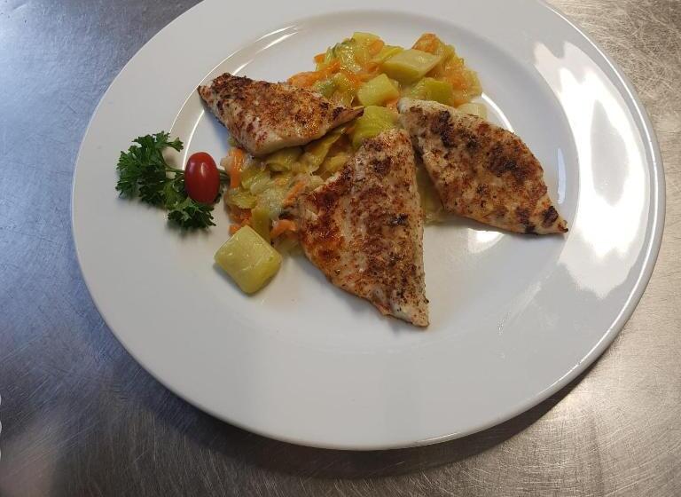 호텔 Deutsches Haus