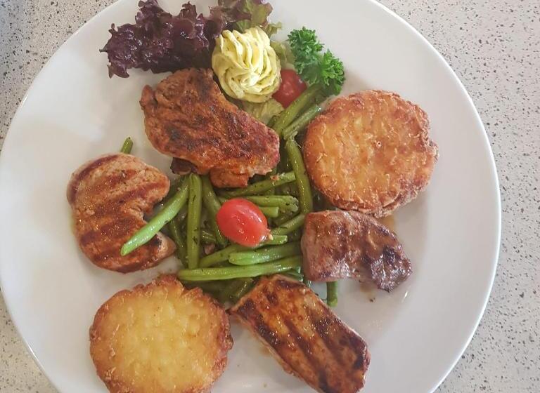 호텔 Deutsches Haus