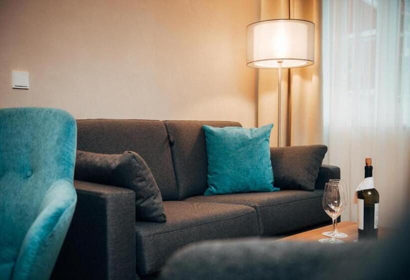 ホテル Drei König