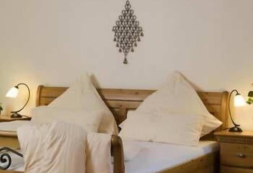 Отель Essinger Hof