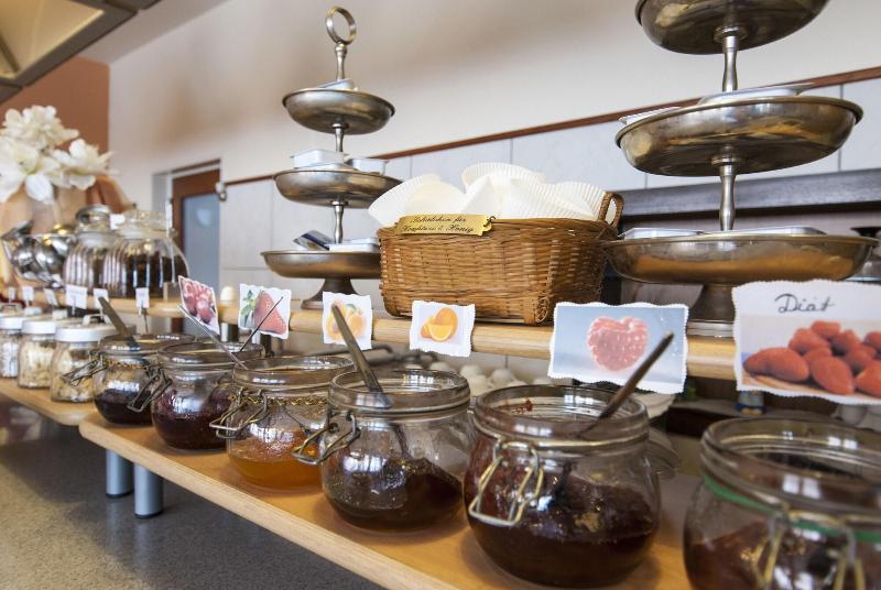 Отель Excelsior