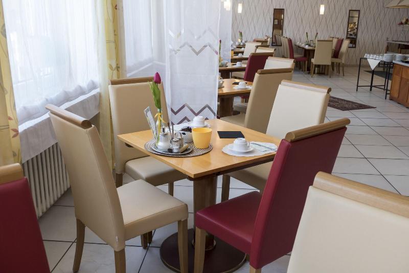 Отель Excelsior