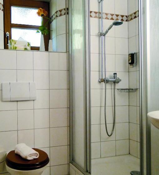 ホテル Feriendorf Glasgarten