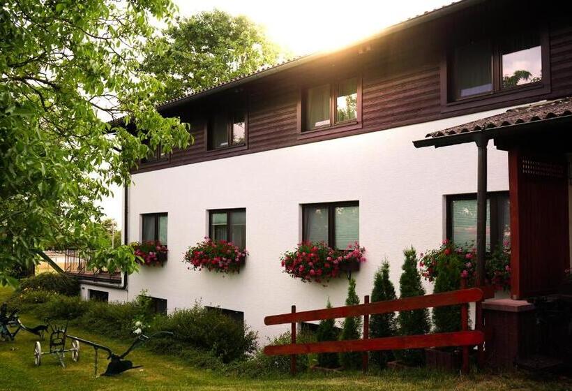 فندق Frühstückspension Christinenhof