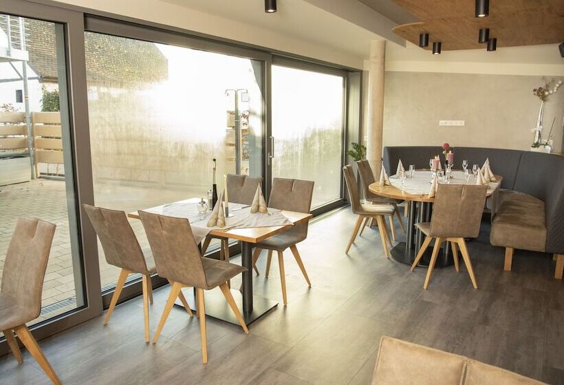 בית מלון כפרי Gasthof Zum Goldenen Lamm