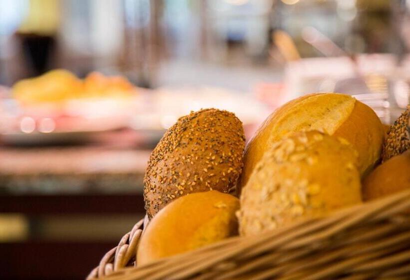 هتل Graf Waldersee