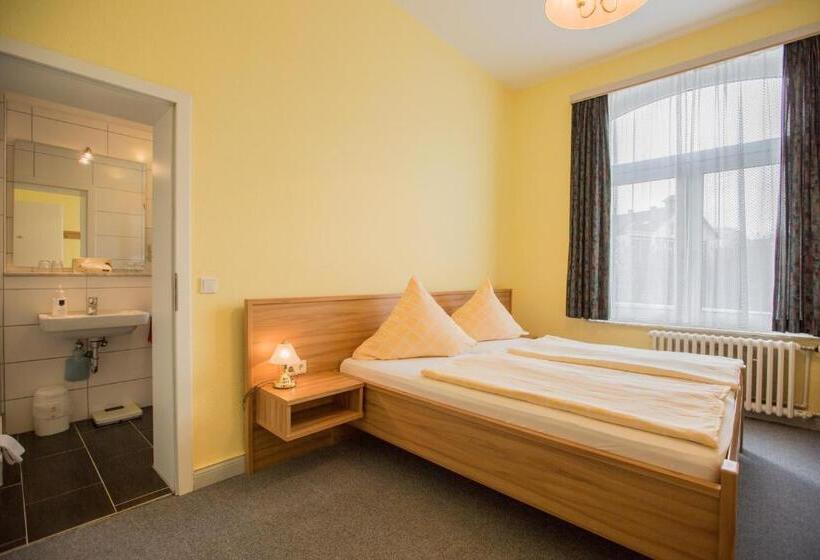 هتل Graf Waldersee