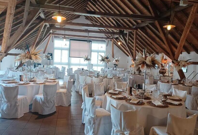 Отель Gutshof Herborn