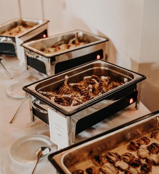 Отель Gutshof Herborn