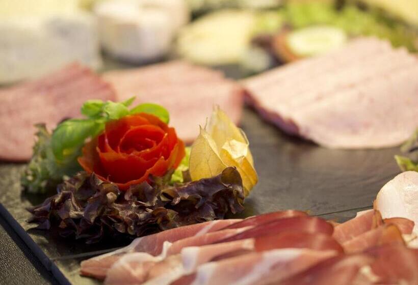 Отель Gutshof Herborn