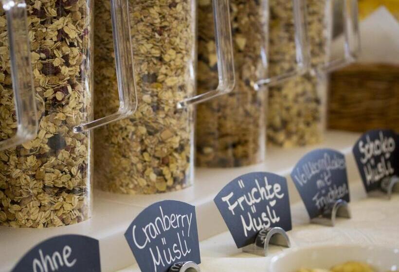 Отель Gutshof Herborn