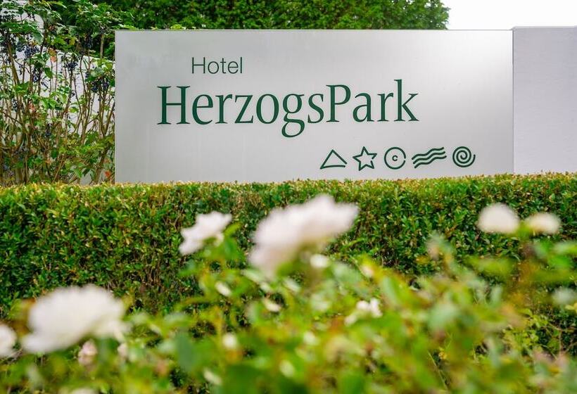 Отель Herzogspark