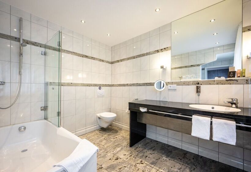 Отель Herzogspark