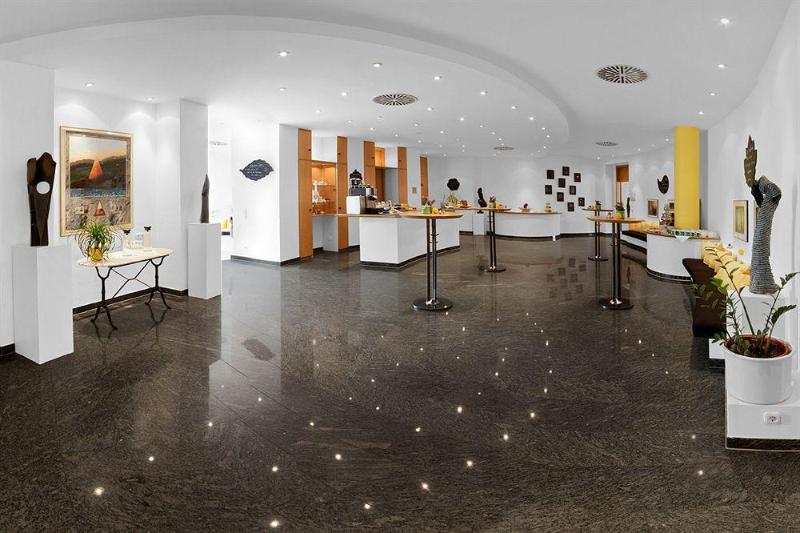 Отель Herzogspark