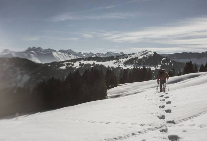 Отель Hubertus Mountain Refugio Allgäu