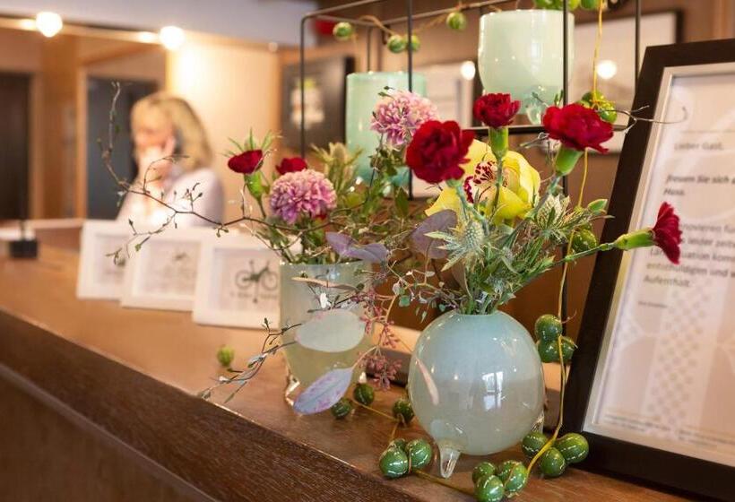 בית מלון כפרי Huss Limburg