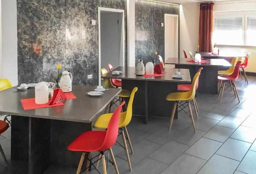 Inwest Hotel Garni