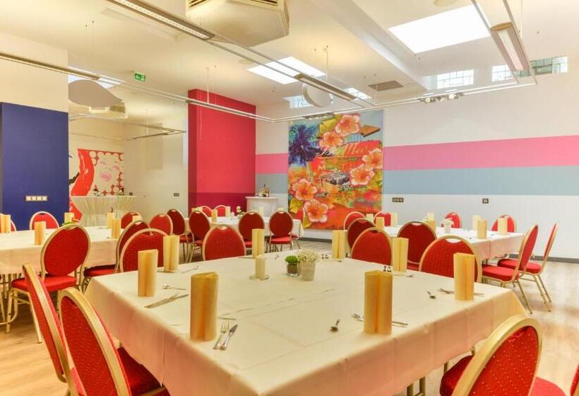 Отель Kirchhainer Hof