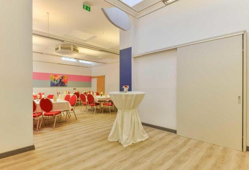 Отель Kirchhainer Hof