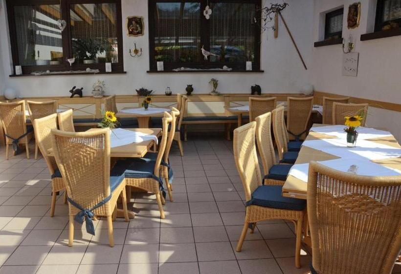 Landhotel Gasthof Zur Krone