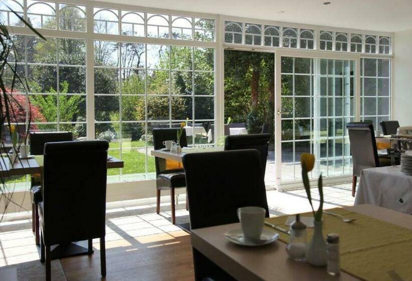 Отель Lindenallee