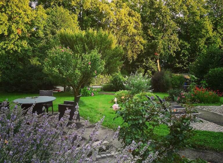 Отель Lindenallee