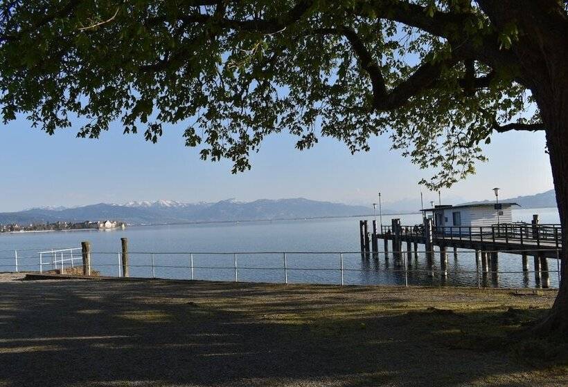 Отель Lindenallee